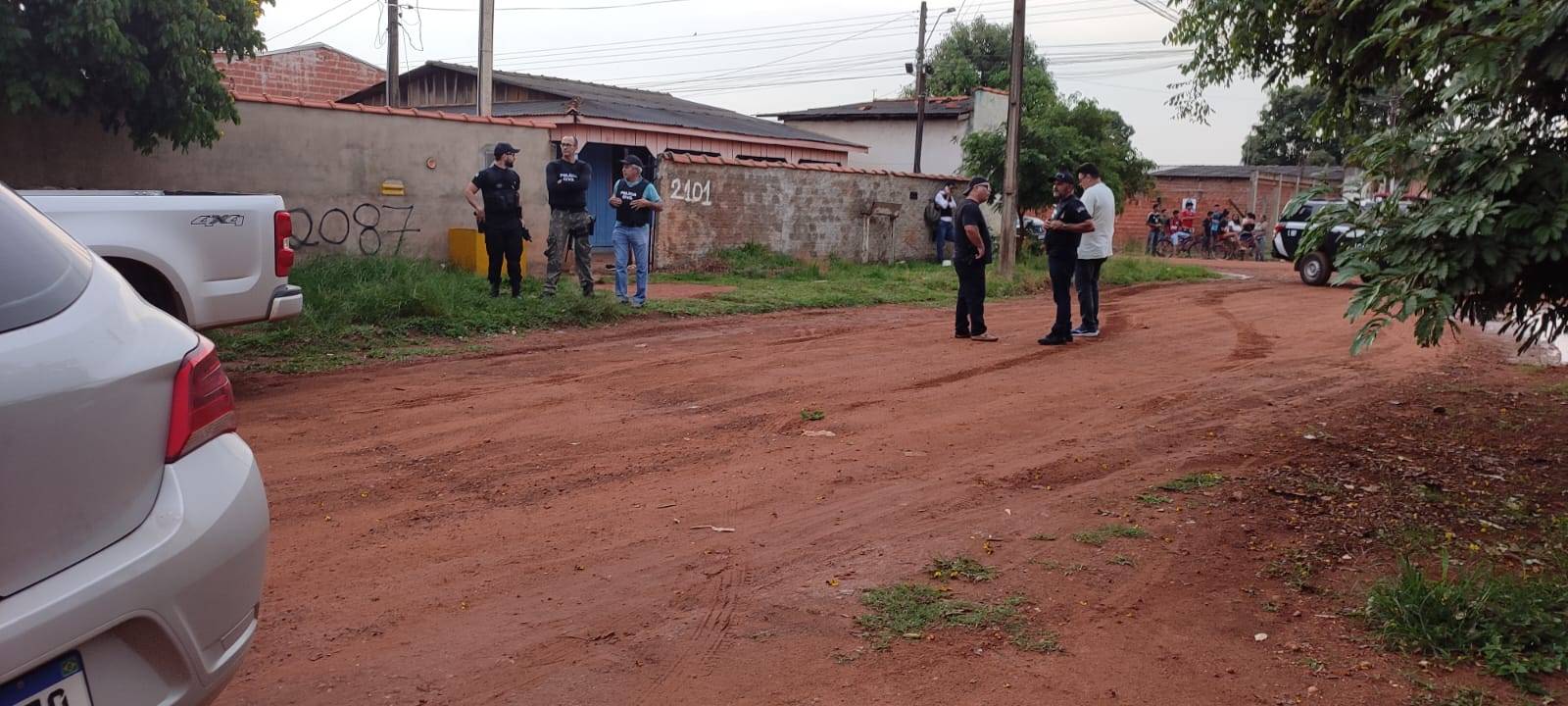 Identificado o homem de 41 anos assassinado com tiros na cabeça e facada nas costelas em Vilhena