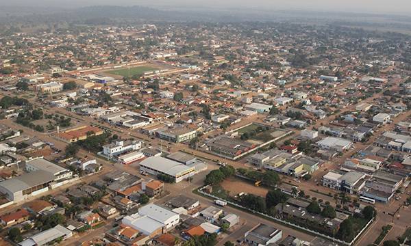 Morador de Cerejeiras publica lista de comerciantes “petistas”, prega boicote, áudio viraliza no WhatsApp e polêmica se instala na cidade