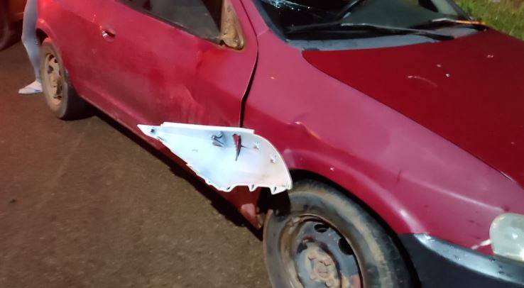 Após se envolver em acidente inusitado, garota inabilitada de 22 anos foge ferida do local, mas é encontrada