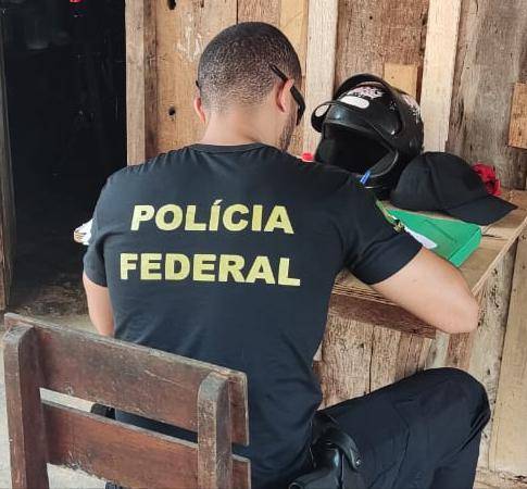 Polícia Federal cumpre mandado contra morador de Vilhena que armazenava pornografia infantojuvenil