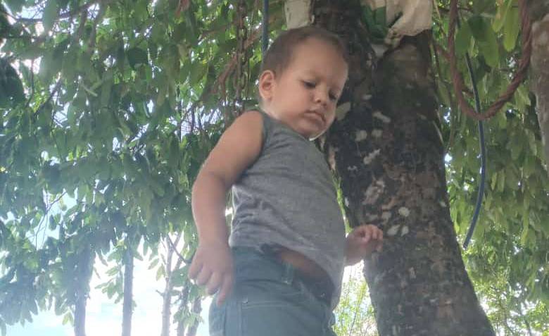 VÍDEO: mecânico denuncia negligência médica que teria matado o filho de 1 ano e 8 meses em MT e pede ajuda para voltar a RO
