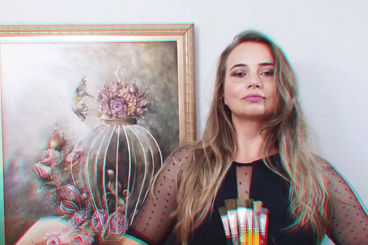 VEJA VÍDEO: para saudar os 45 anos de Vilhena, artista plástica pinta cenas icônicas da maior cidade do Sul de Rondônia