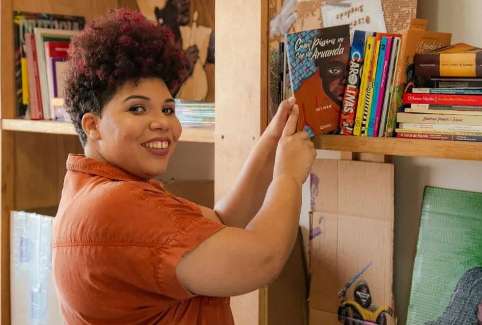 Multiartista nascida em Rondônia é finalista do “Jabuti”, principal premiação da literatura no Brasil