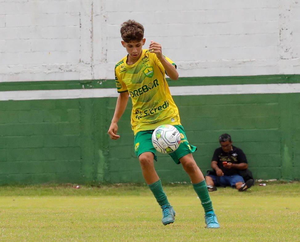 ASSISTA VÍDEO: criado pela avó, adolescente de Cabixi marca gol que garantiu título de Campeão Mato-Grossense ao Cuiabá