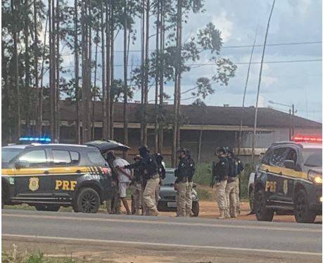 São seis os manifestantes presos em ação da PRF na BR 364, em Vilhena: dois “brancos” e quatro indígenas da etnia sabanê