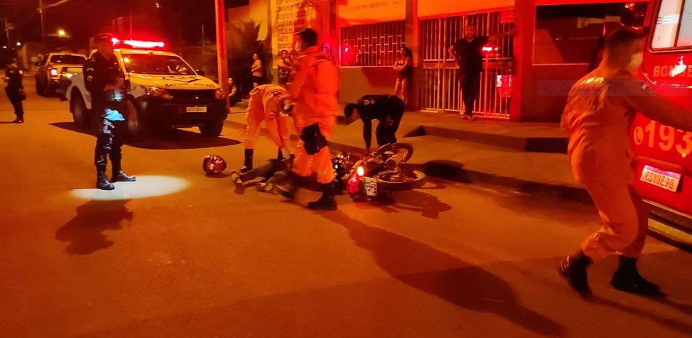 URGENTE: homem é atacado a tiros em Vilhena; uma das balas, disparada contra a cabeça da vítima, parou no capacete