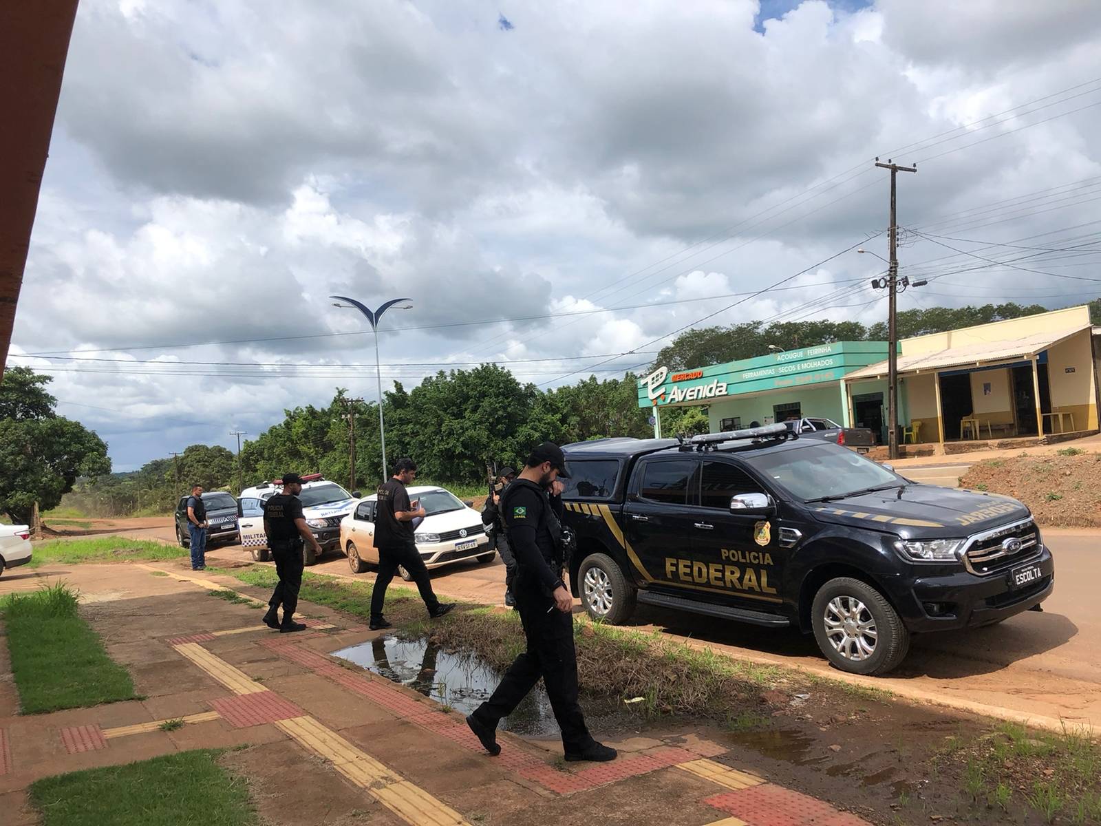 Apenas dois foram presos por manifestações em Colorado do Oeste; empresário não se entregou e continua foragido