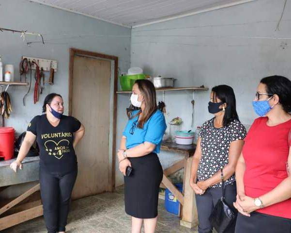 Deputada Rosangela Donadon anuncia pagamento de recurso para auxiliar trabalho realizado pela Ong “Amor de Quatro Patas”, em Vilhena