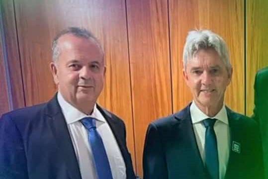 Nas redes sociais, empresário vilhenense que estreará no Senado no dia 1º anuncia voto em colega de partido para presidir a Casa