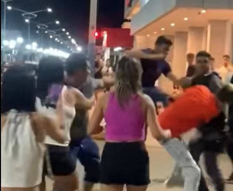 VÍDEO: homem reage a prisão e é morto a tiros por policial em MT; imagens viralizaram nas redes sociais e em programa da Globo