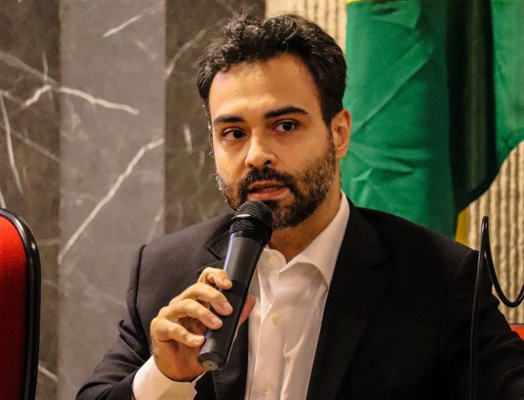 Coordenado por Vinicius Miguel, estudo sobre baixa adesão da vacinação infantil em Rondônia é destaque na imprensa nacional