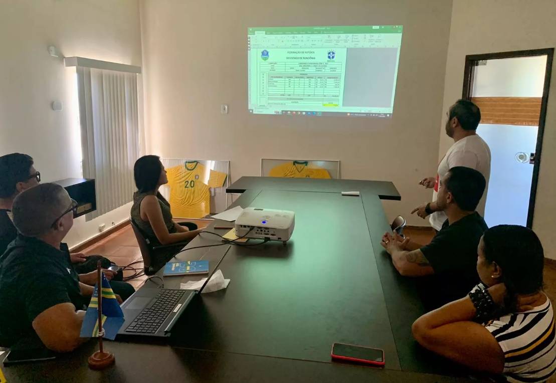 Faltando poucos dias para o início do Rondoniense 2023, Departamento de Competições da FFER realiza treinamento