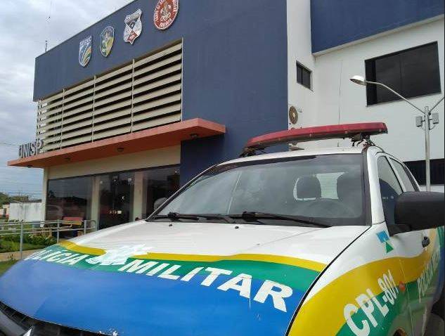 Suspeito de matar a esposa e o menino de 10 anos, homem é detido e ouvido na polícia, mas mulher estaria viva, em Vilhena