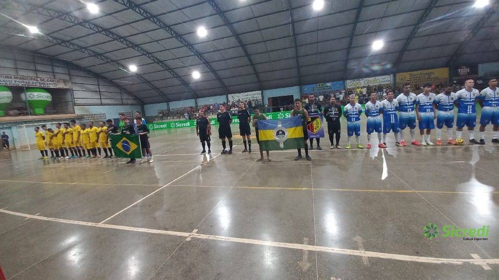 Dois jogos abriram na última sexta-feira a Copa Sicredi Cone Sul de Futsal, em Cabixi