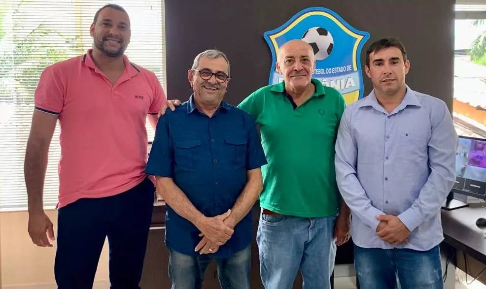 Presidente da Liga Desportiva de Colorado e vereadores visitam FFER
