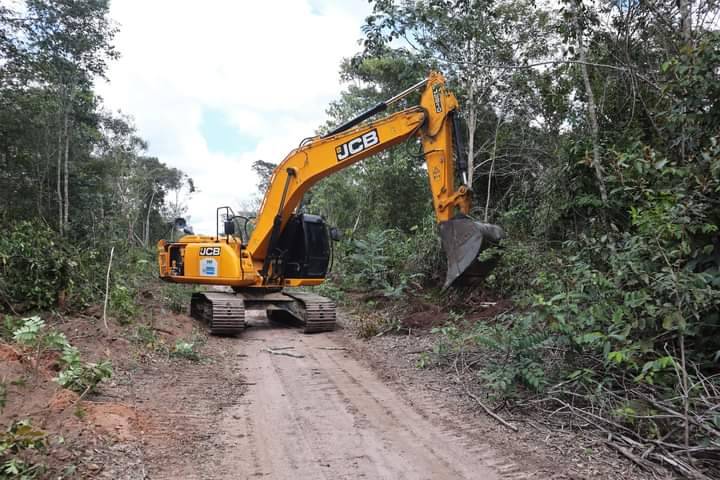 Indígena “apreende” maquinário de Vilhena em aldeia e Polícia Militar é mobilizada; prefeito vai ao local e comenta o caso