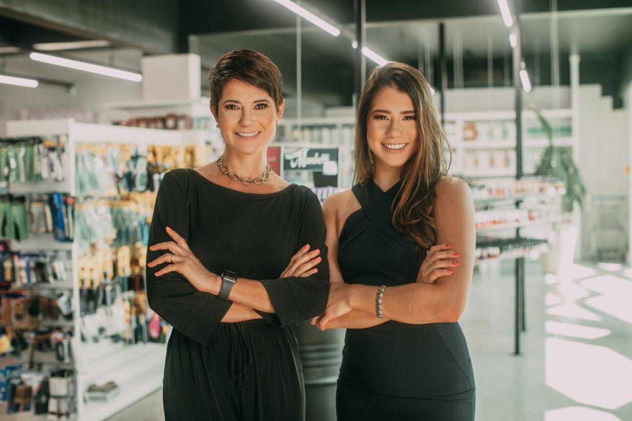 Com projetos e linhas de crédito exclusivas para elas, Cresol incentiva o protagonismo feminino