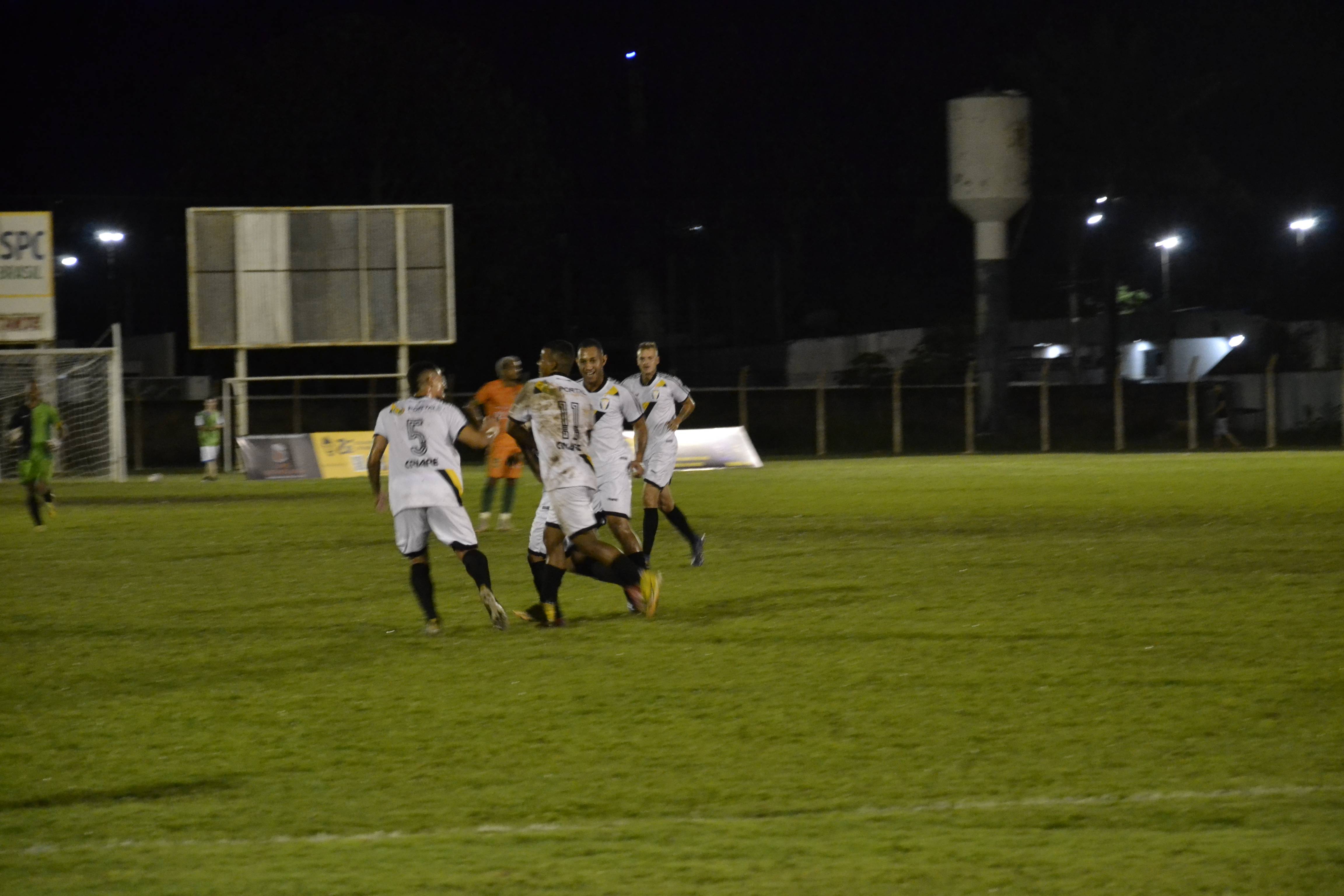 Vilhenense vence em casa se aproxima do G4 do Campeonato Rondoniense