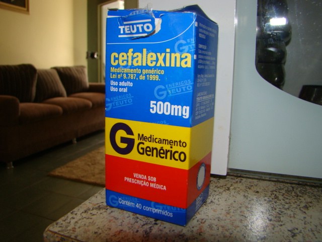 Vilhenense é “diagnosticado” e compra antibiótico por telefone em Vilhena