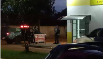 Abusado, ladrão que teve comparsas presos ao roubar mercadinho volta sozinho e assalta farmácia pela segunda vez, em Vilhena