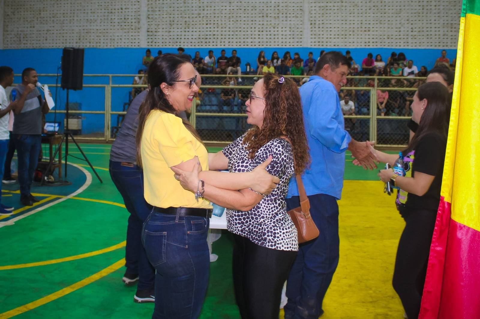 Deputada Rosangela Donadon participa da abertura dos Jogos Escolares em Colorado do Oeste