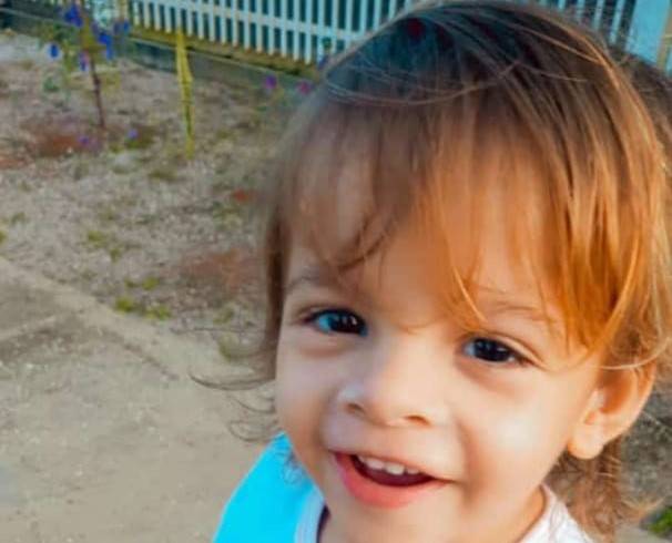 URGENTE: menininha de apenas 02 anos é sequestrada na frente da mãe e colocada dentro de carro, em Vilhena; polícia acionada