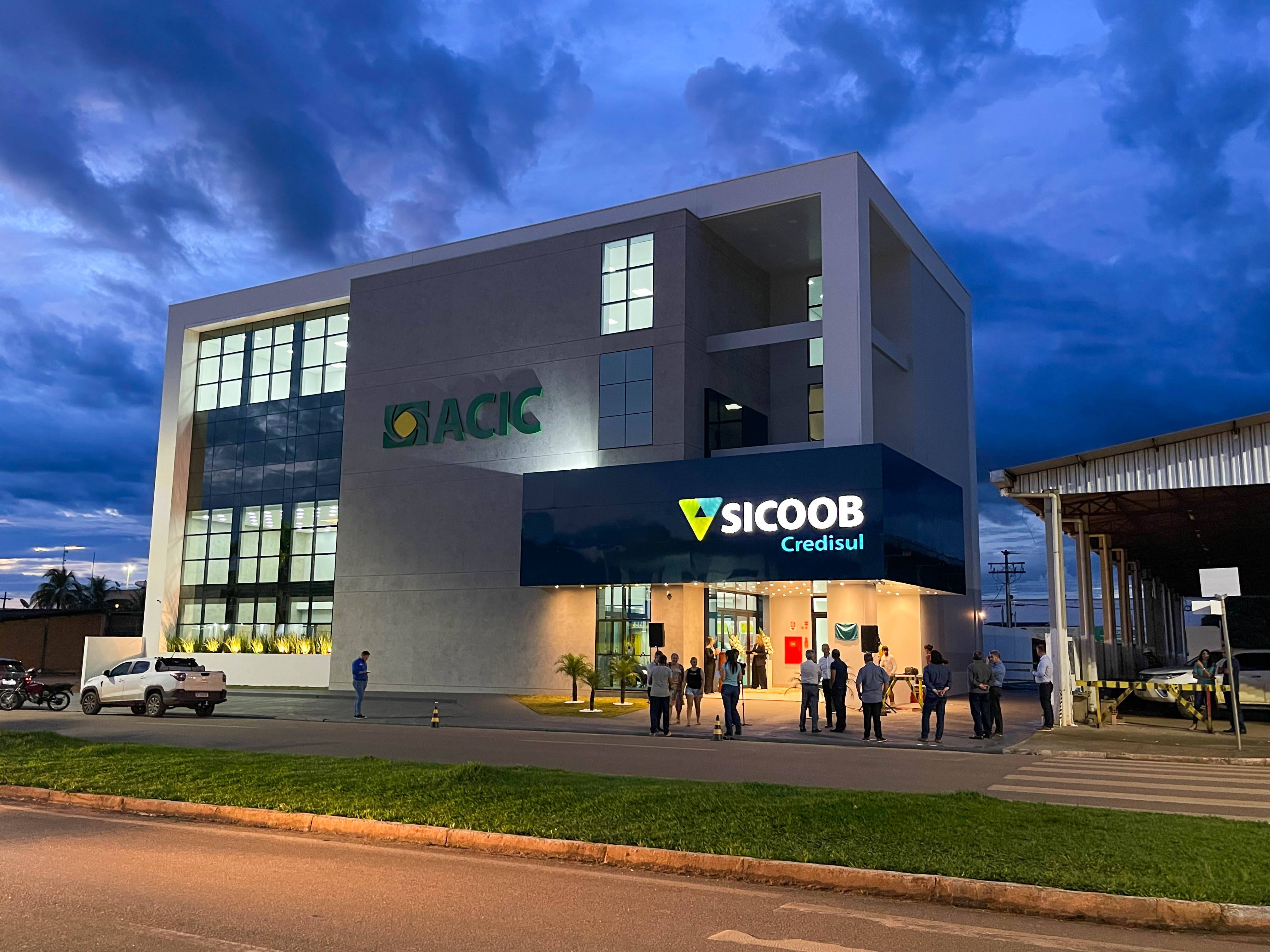 Sicoob Credisul inaugura Centro Corporativo Rildo Costa em homenagem a jornalista e realiza Pré-Assembleia 2023 em Cerejeiras