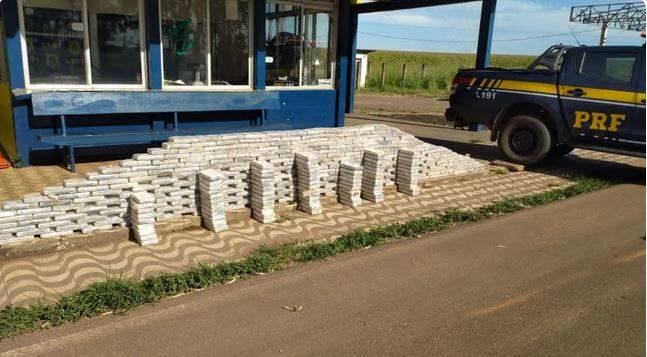 Dirigindo caminhão de Colorado do Oeste, morador de Vilhena é preso com mais de 400 kg de cloridrato de cocaína em MT