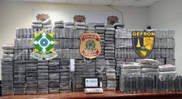 Polícia Federal, GEFRON-MT e PM-RO realizam ação conjunta e apreendem 400 kg de cocaína em operação contra o tráfico