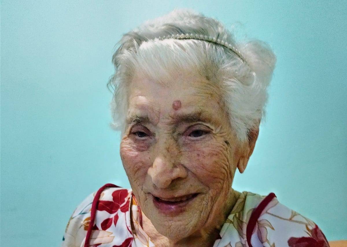 Mãe de advogado vilhenense passa mal durante jantar e morre aos 102 anos, em casa