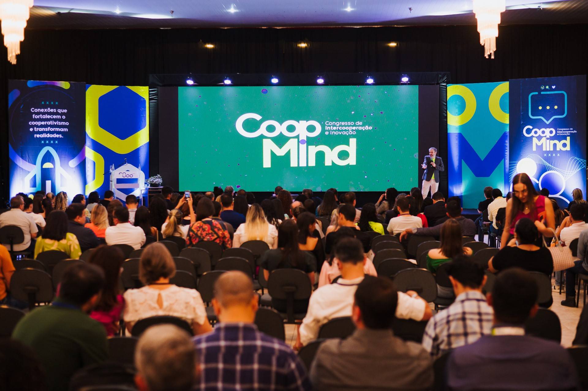 Primeira edição do congresso CoopMind é sucesso de público ao abordar temas de intercooperação e inovação