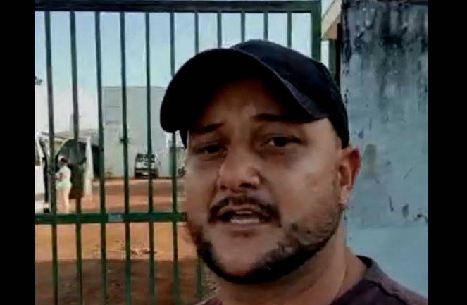 ASSISTA: em mais um round na “guerra” contra vereador em Vilhena, ativista político grava vídeo com outra denúncia