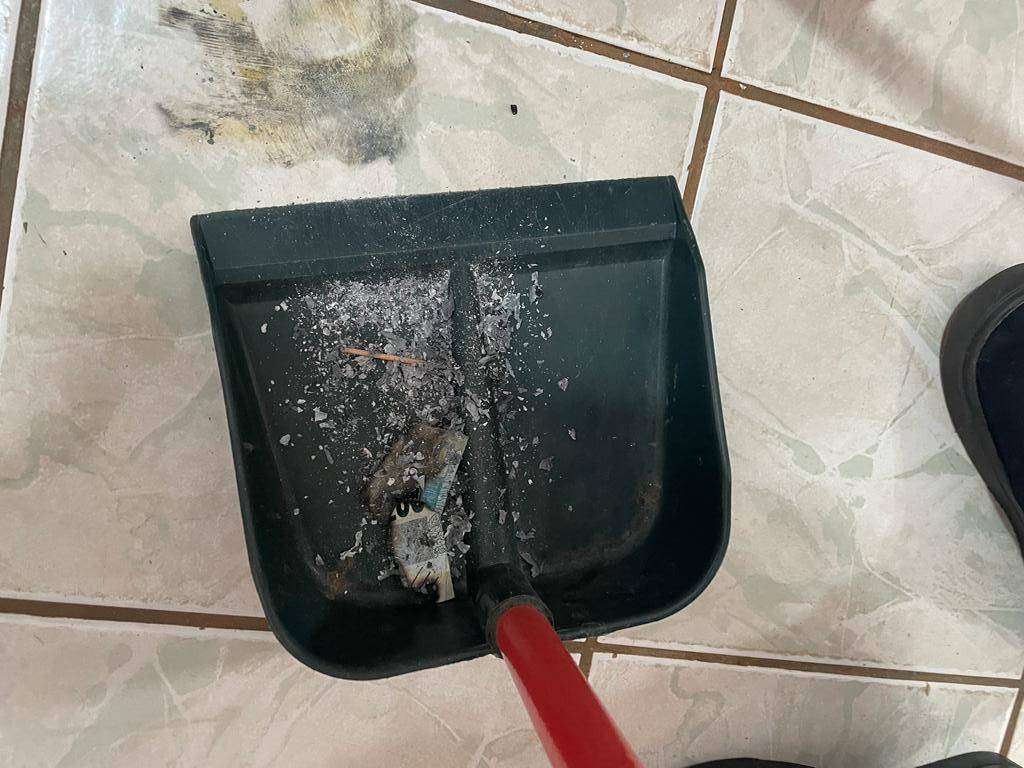 Empresário faz doação para churrasco de servidores, caso vira polêmica e secretária toca fogo no dinheiro, em Vilhena