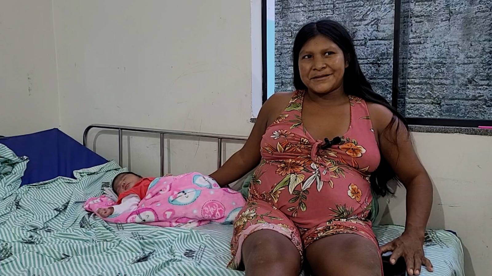 VEJA VÍDEO: casal indígena dá nome da primeira-dama Janja Silva a filha que nasceu esta semana em hospital de Vilhena