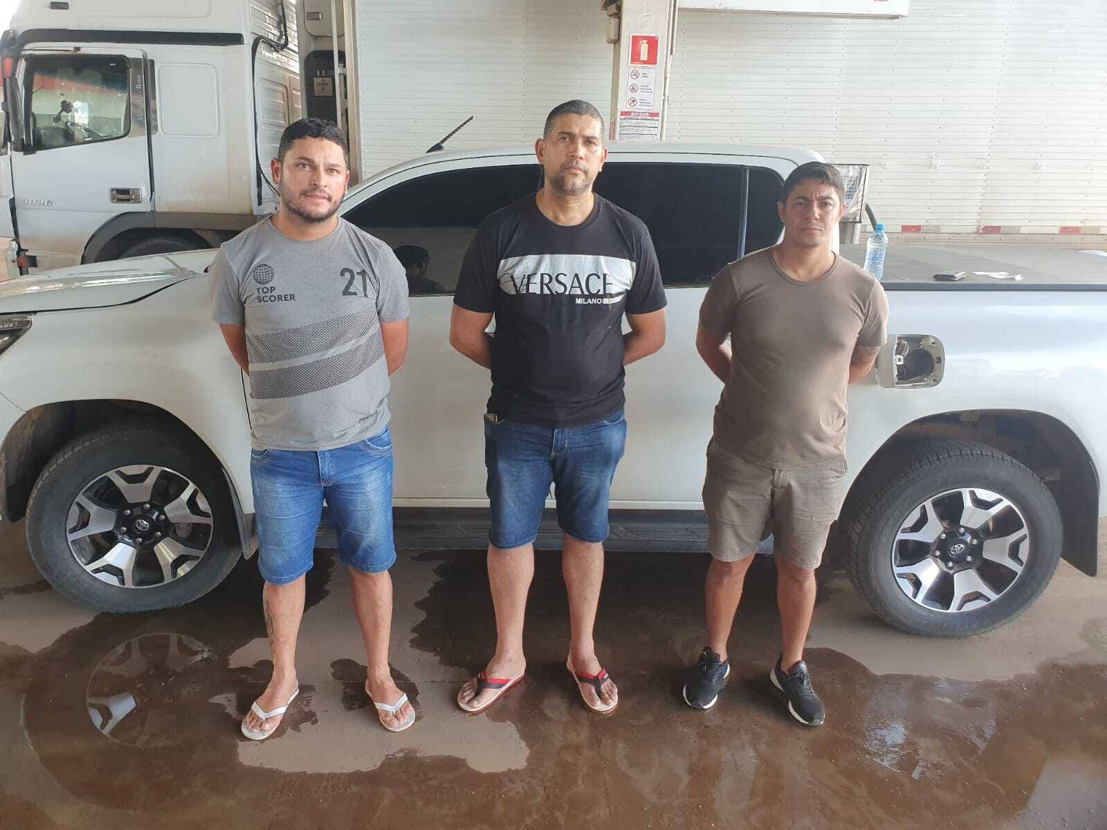 Pistoleiros que saíram de Rondônia para matar mecânico em MS a mando de facção criminosa foram fotografados em barreira da PRF