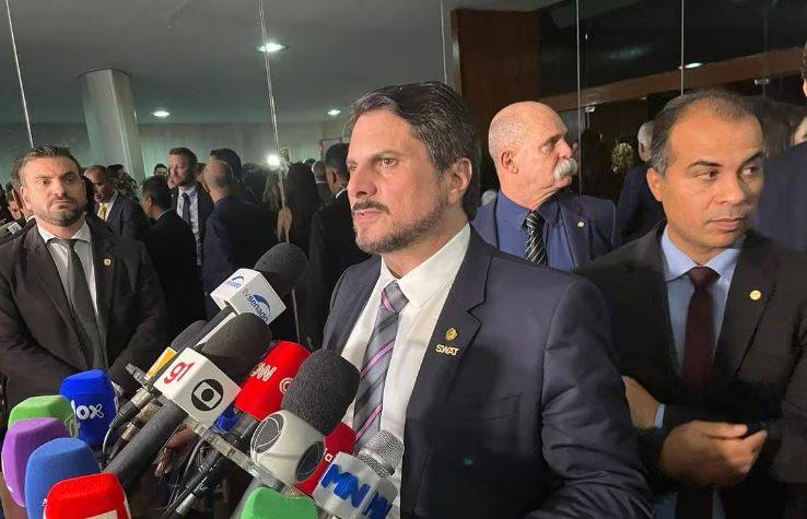 Marcos do Val tira licença e será substituído por senador de Rondônia na CPMI do 08 de Janeiro