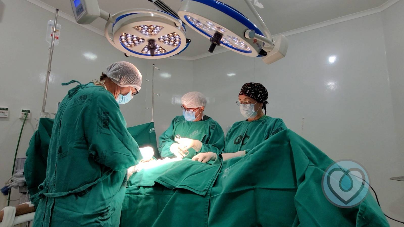 ASSISTA VÍDEO: Santa Casa e prefeitura inauguram Centro Cirúrgico Obstétrico no Hospital Regional de Vilhena