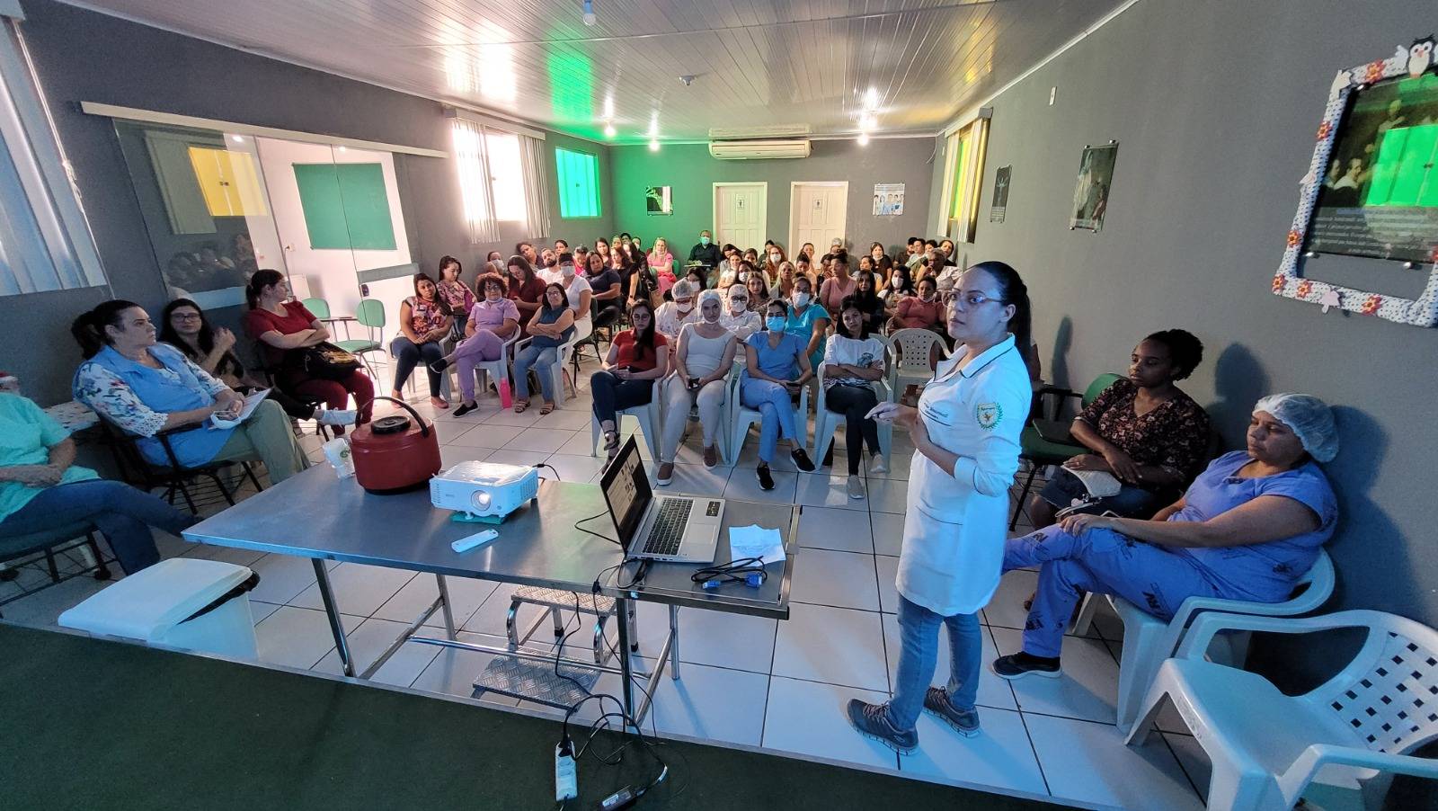 ASSISTA VÍDEO: Capacitação em Saúde e Biossegurança é realizada com o apoio da Santa Casa em Vilhena