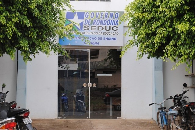 Ladrões roubam veículo na garagem da Representação da SEDUC em Vilhena