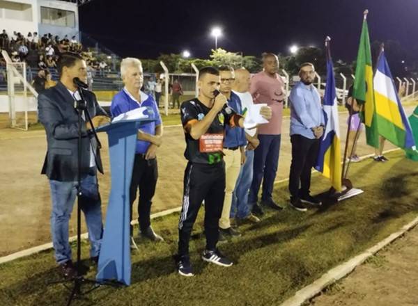 Sediados em Vilhena, começaram nesta quarta-feira os Campeonatos Rondoniense Sub-11 e Sub-13