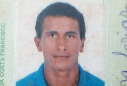 Identificado rapaz de 25 anos que morreu ontem em Cerejeiras após acidente envolvendo motocicleta e picape