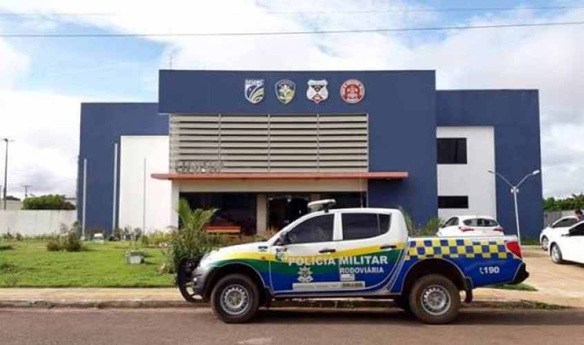 Vilhena: enciumado e com esposa na garupa, homem ameaça se matar junto com a companheira ao jogar moto contra carreta na BR 364