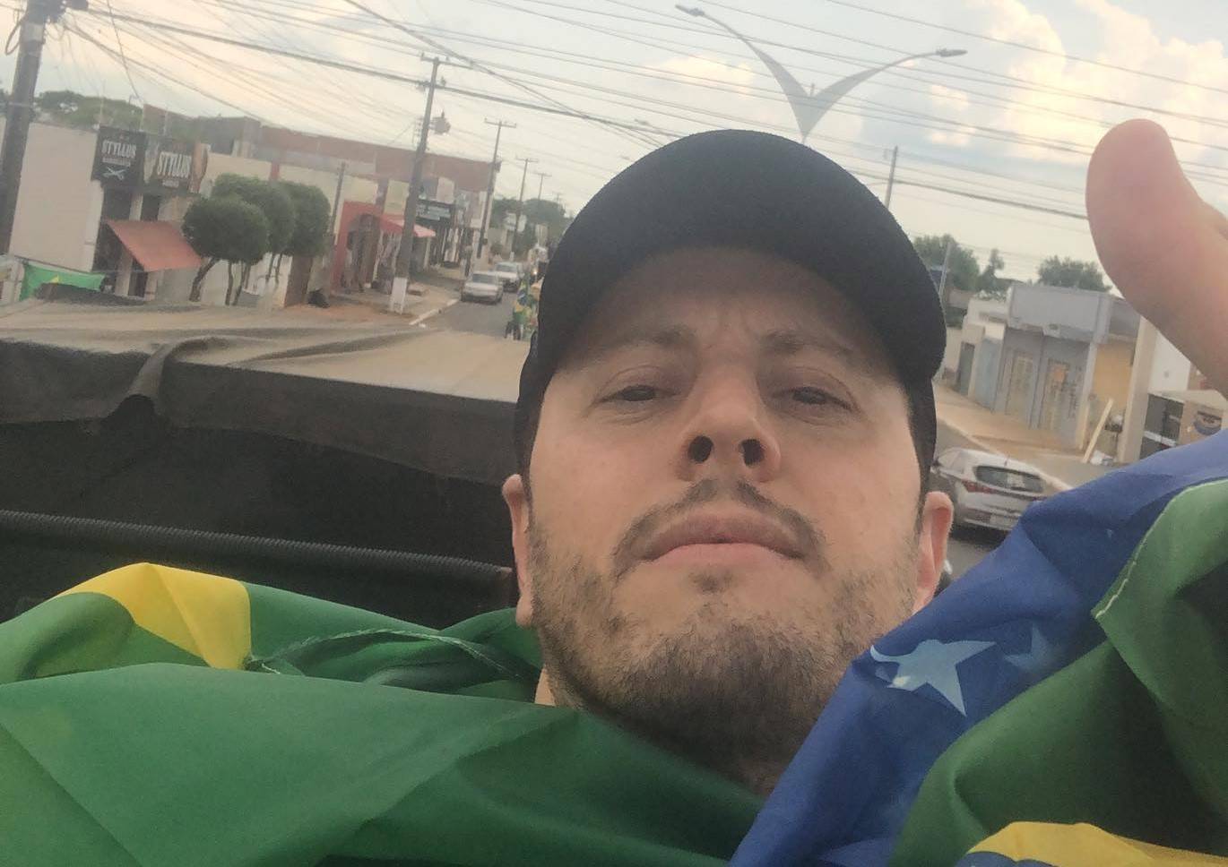 Após professores anunciarem greve em Vilhena, prefeito endurece posição e mostra diálogo tenso com sindicalista no WhatsApp