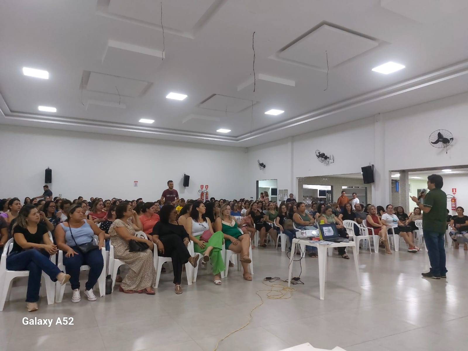 VEJA DOCUMENTO: professores criticam nova regra da Semed para reposição de aulas após greve da categoria, em Vilhena