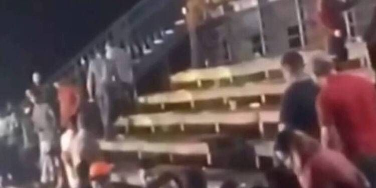 Um homem morreu e seis pessoas ficaram feridas na queda de uma arquibancada numa exposição agropecuária no MT