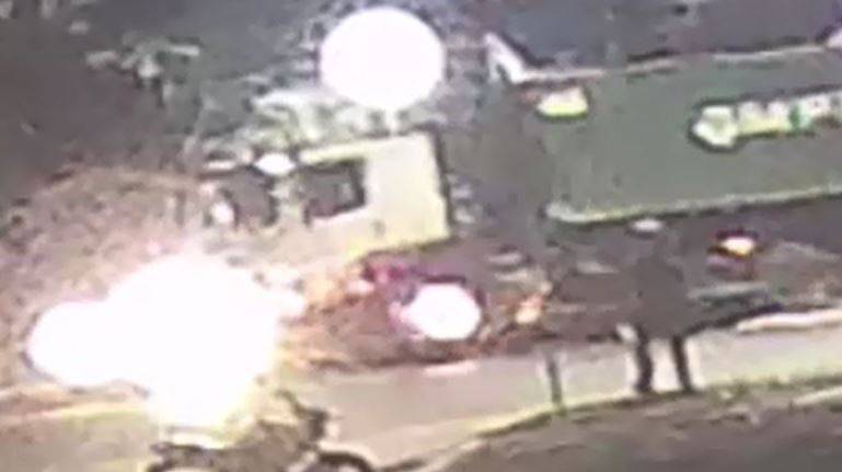 Vídeo mostra momento em que caminhão atinge motoneta e mata mulher de 58 anos, em Vilhena