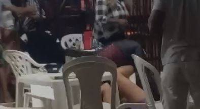 Site atende apelo e remove vídeo; mulheres expostas em briga de bar em Vilhena vão denunciar empresário na polícia