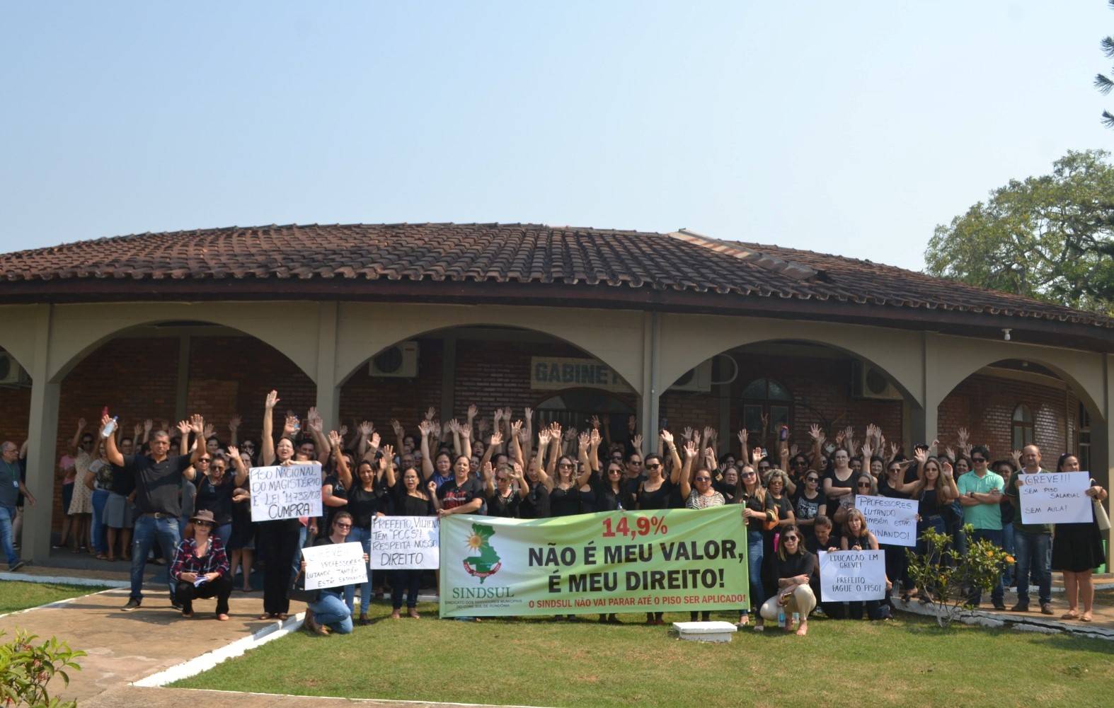 LEIA PARECER: após fim da greve de professores em Vilhena, MP se manifesta pela ilegalidade do movimento