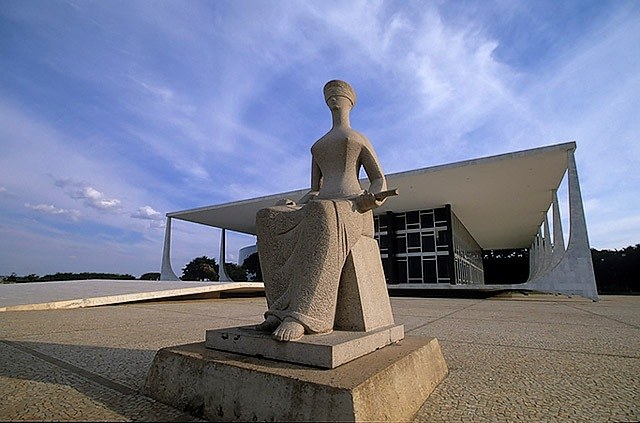 OAB vai ao Supremo para suspender “bolsa aluguel” de promotores