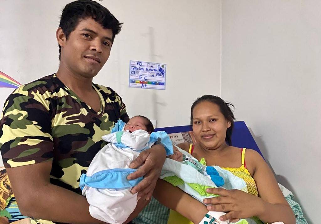 SURPRESA: ultrassom feito na Bolívia mostra menina, mas ao chegar às pressas em Vilhena, gestante dá à luz dois meninos